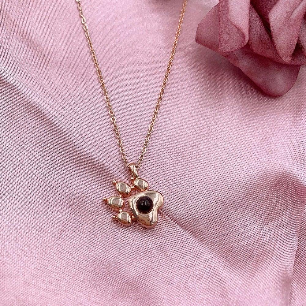 Necklace with Hidden Picture Inside Daisy Projection Necklace – Customodish